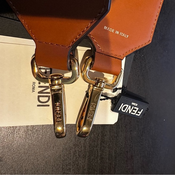 Fendi signature b/w checkered adjustable shoulder strap Brand New with receipt - Picture 14 of 16